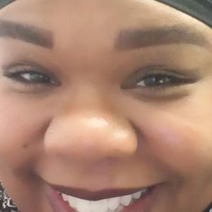 Meet your Posher, Nur